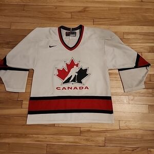 Nike White and Red Team Jersey